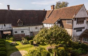 Photo of Anne of Cleves House from the garden