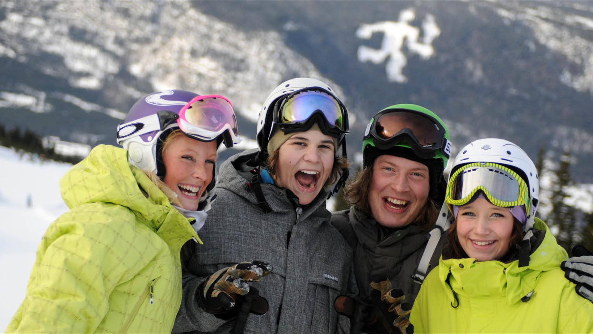 Alpine Skiing in Hafjell, Laughing group of friends