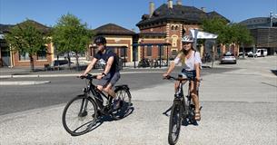 cyclists outside Lillehammer Trainstation