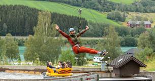 Zipline, Høydeparken i Hunderfossen Eventyrpark, Lillehammer