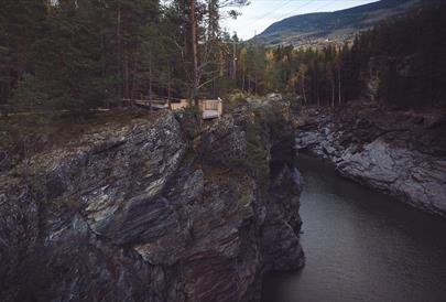 Høsten på Harpefoss Hotell Kunstarena