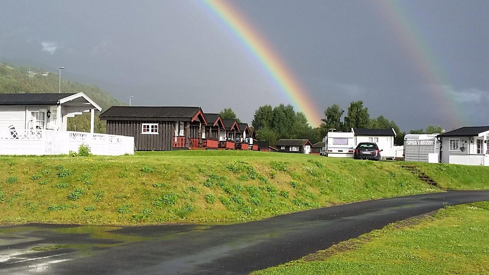 Regnbue over Odden Camping