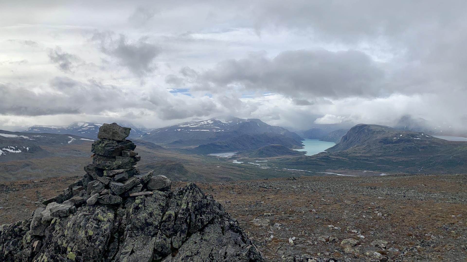 View towards Jotunheimen with Gjendevatnet and Besseggen