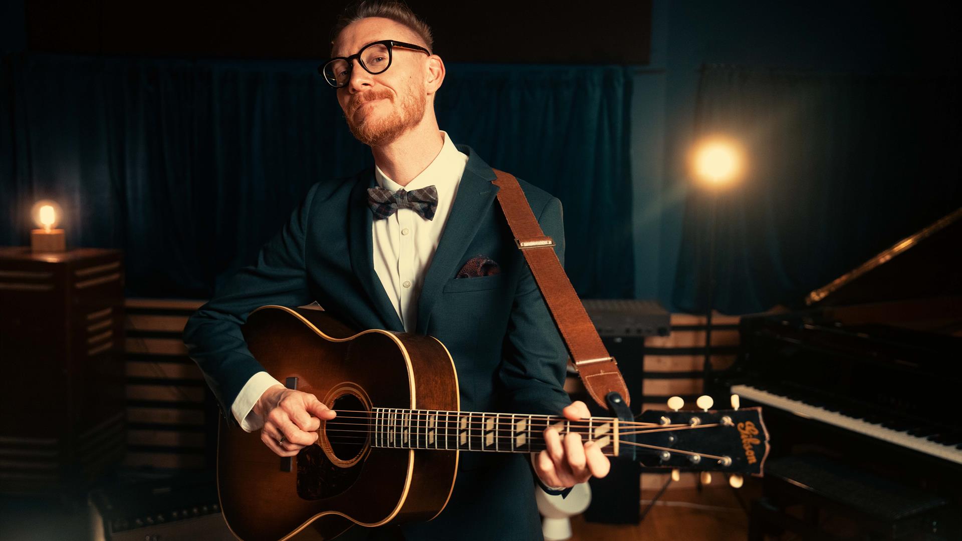 Julekonsert med Adam Douglas