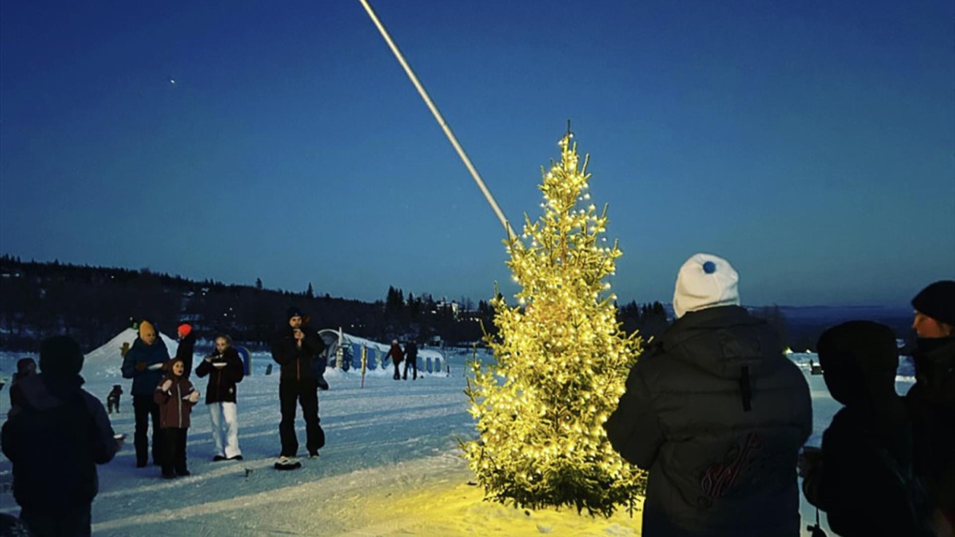 Julegrantenning på Skeikampen