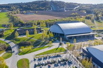 Håkons Hall og Lysgårdsbakkene