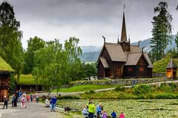 Garmo Stavkirke på Maihaugen - sommer