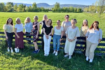 Få med deg den stemningsfulle sommerkveldkonserten med Vokalensemblet Resonance på Bjerkebæk.