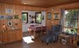 Kitchen and dining room in cabin at Skeikampen