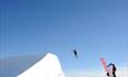 Alpinkjører tar salto på hopp i Skeikampen Skisenter