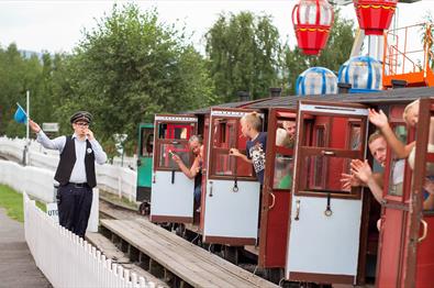 Ready for a trip with the train at Lilleputthammer