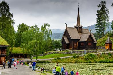 Garmo Stavkirke på Maihaugen - sommer