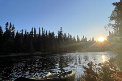 Canoeing in idyllic Åstdalen