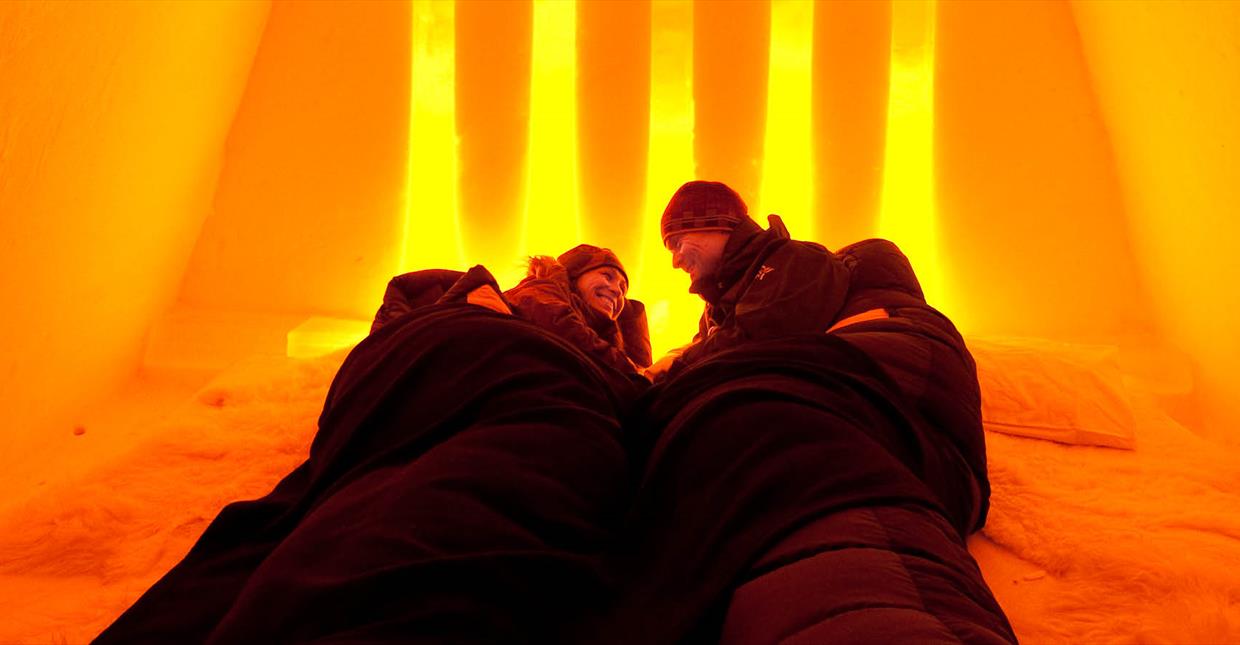 Couple staying in their room in Hunderfossen Snowhotel