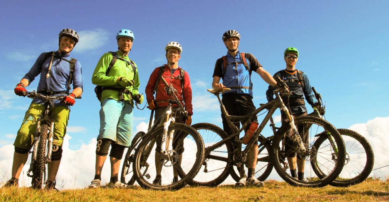 MTB Bikers in training