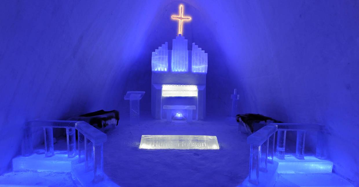 Ice Cathedral in Hunderfossen Winterpark