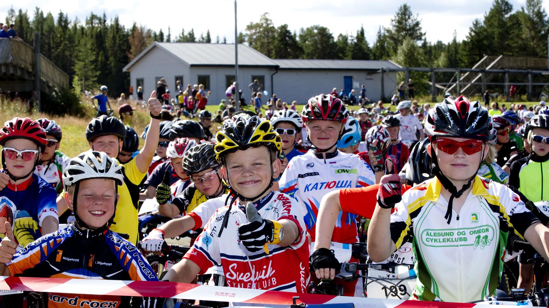 Deltagere i UngdomsBirken sykkel