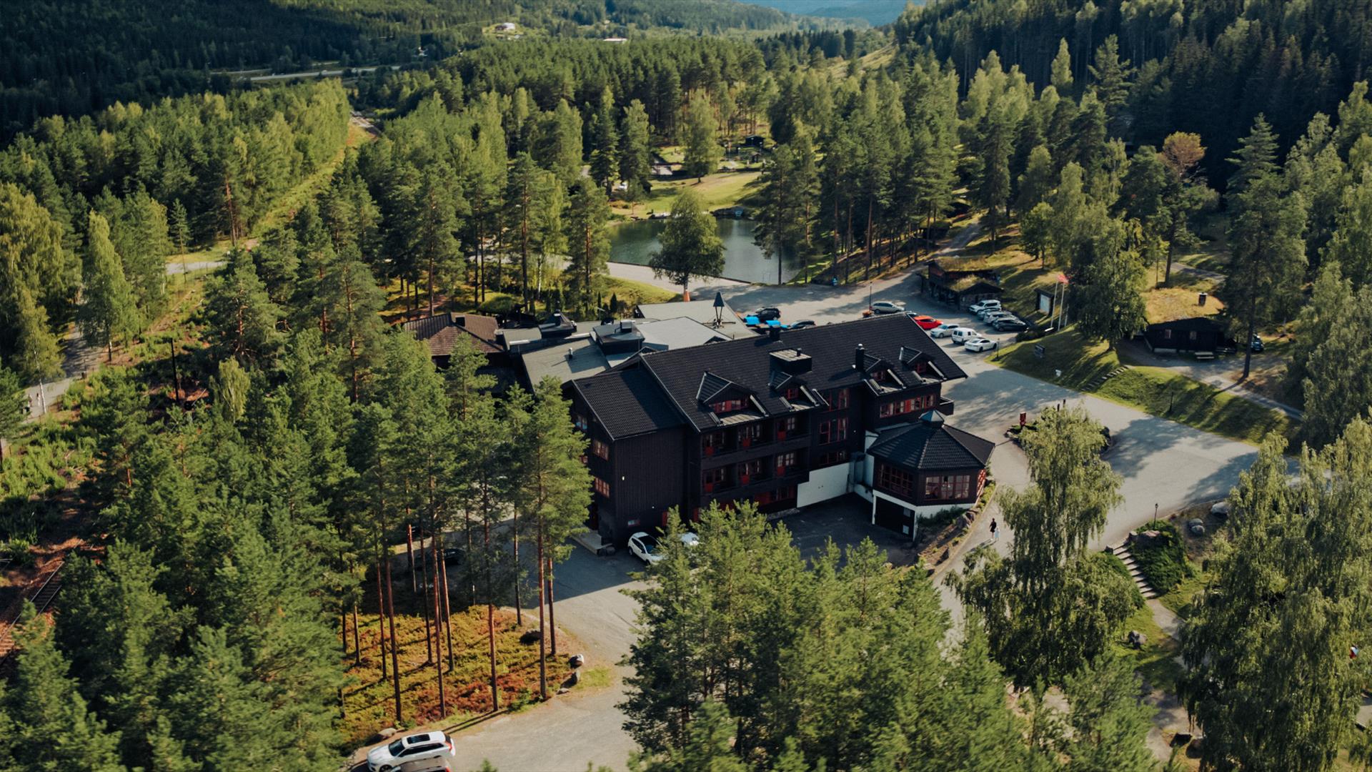 Hunderfossen Hotell & Resort -summer