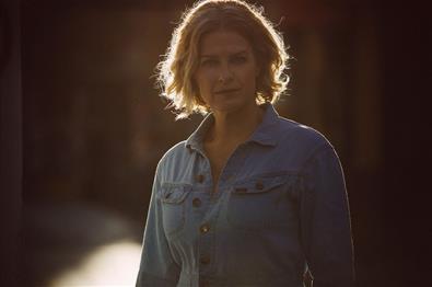 Johanna Demker med band - albumslipp