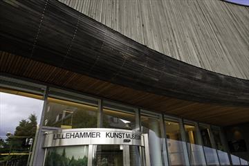 The entrance at Lillehammer Art Museum