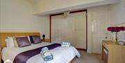 Abalone Apartment - double bedroom