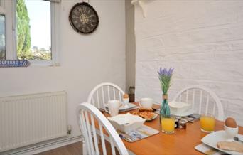 May Cottage - dining area