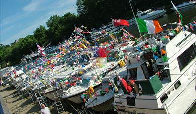 Decorated Boats at Maidstone River Festival