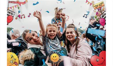 Crowd at Raver Tots Outdoor Festival Mote Park 2022