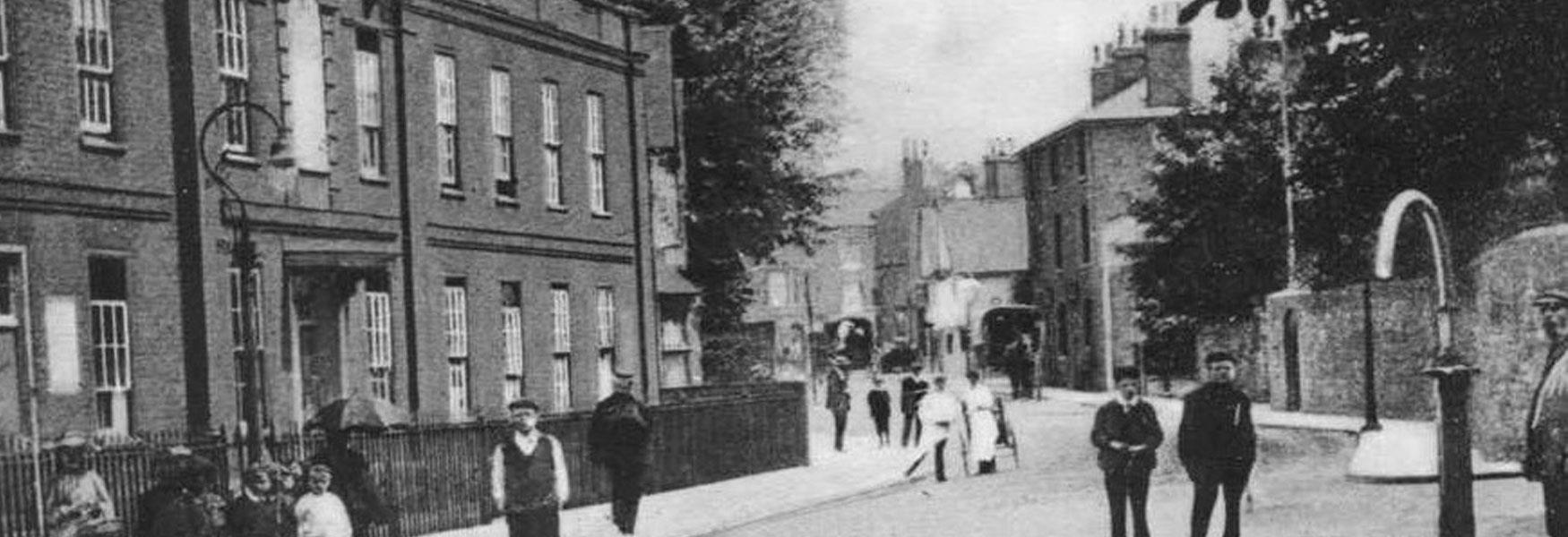 This used to be a favoured area of town and behing many of the shop front in the adjoining Lower Stone Street you find some of Maidstone's most ancient buildings.  The are better viewed from Knightrider Street between the gaps in the buildings.  But they back on to the Knightrider area.