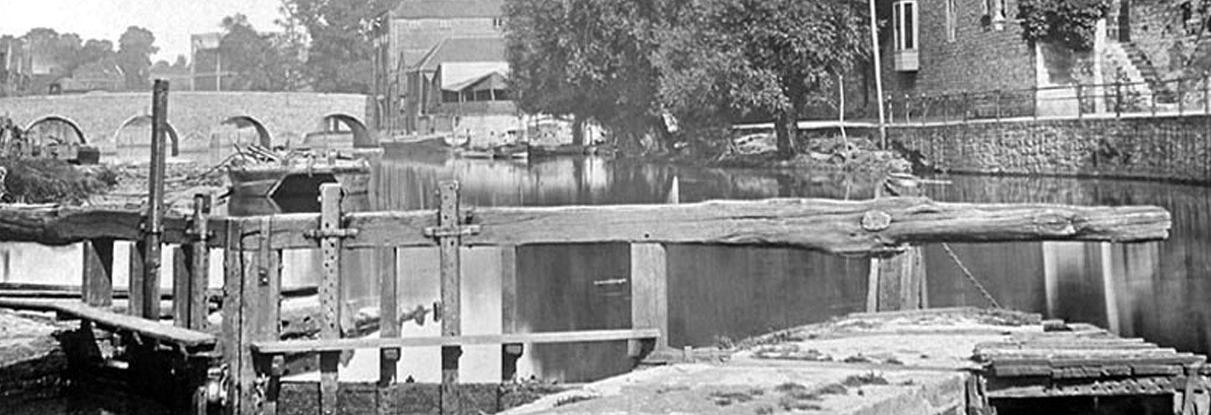 Black and white picture of Lockgates at Lockmeadow in the 1870's.