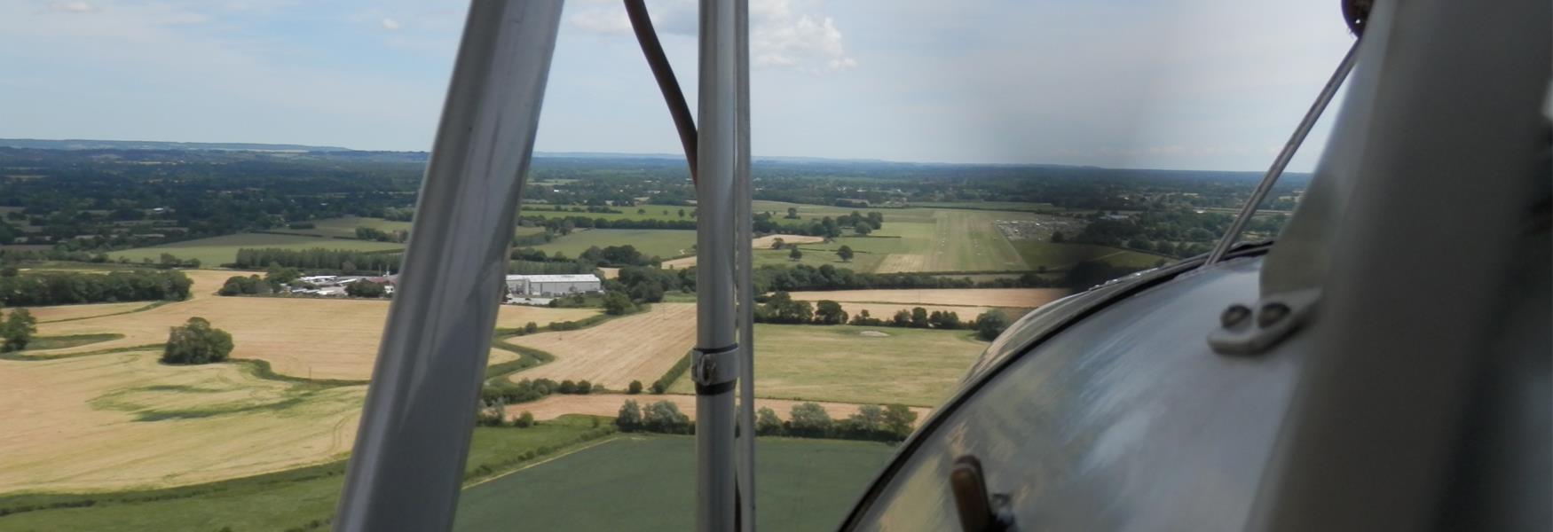 Tiger Moth Flight Coming in to Land