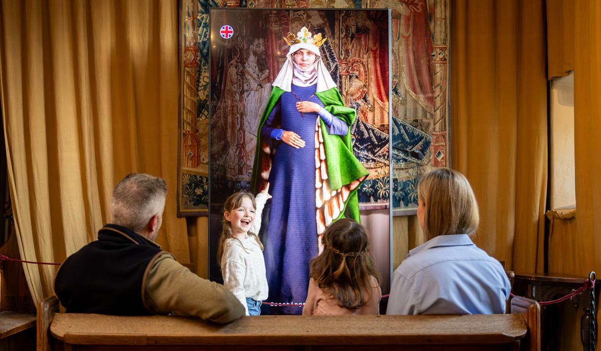 Eleanor of Castile Illustration - Leeds Castle Exhibition