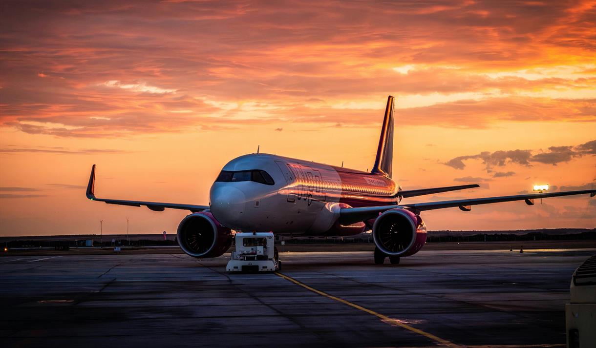 Flying Past -- Aviaiton in Kent with Guy Barlett