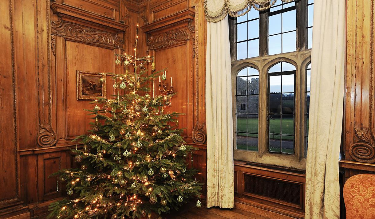 Christmas tree in the castle
