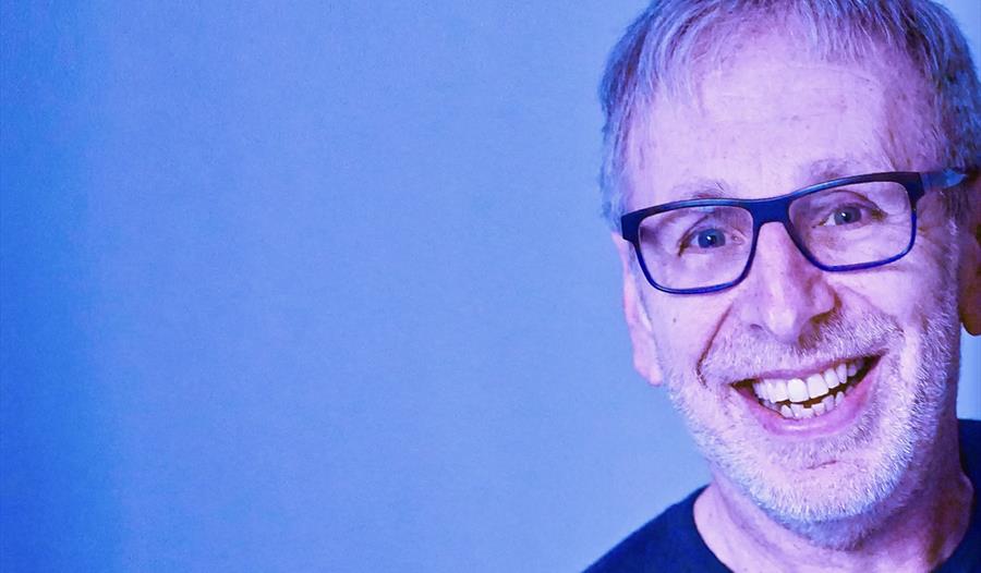 Ian Stone - Looking for the Wow at the Hazlitt Theatre Ian Stone - Looking for the Wow at the Hazlitt Theatre