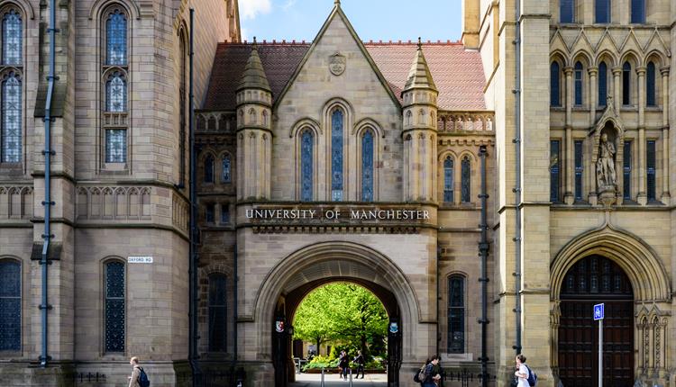 Entrance of the University of Manchester
