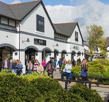 Cheshire Oaks