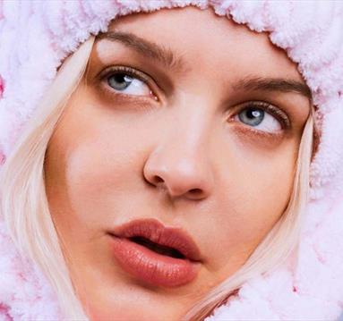 Anne-Marie