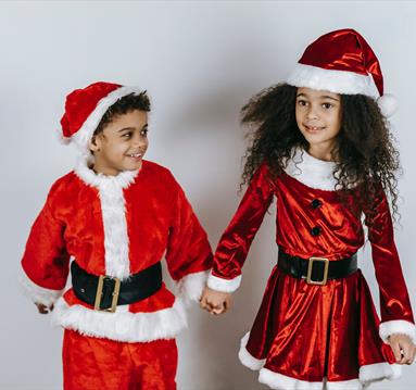 Children in Christmas costumes