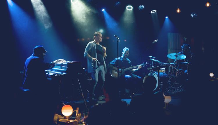 Kurt Elling on stage