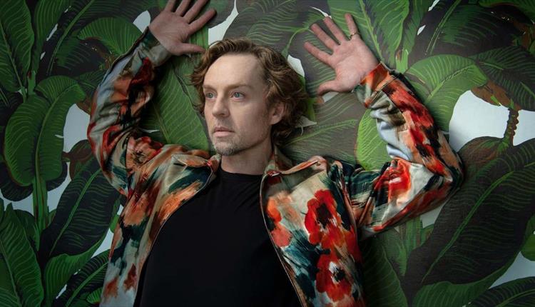 Darren Hayes