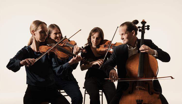 Dudok Quartet playing