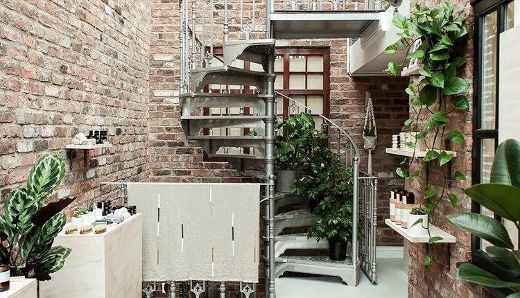 Form Lifestyle Store