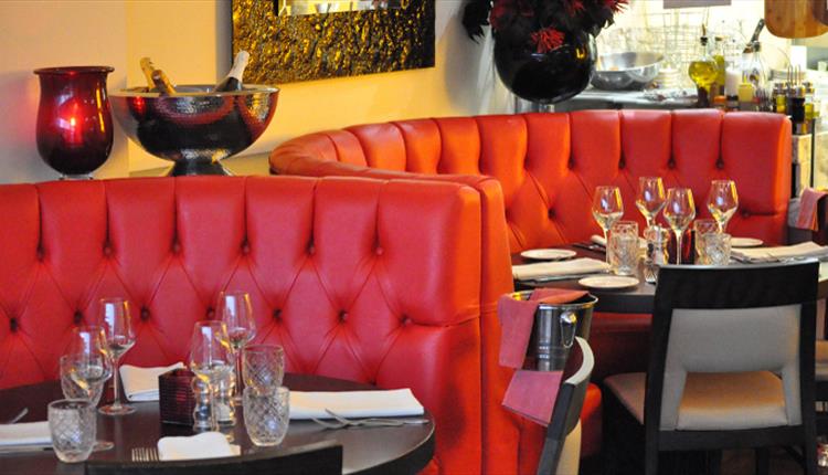 La Famiglia Ristorante & Pizzeria