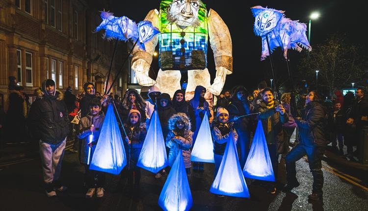 lanterns parade
