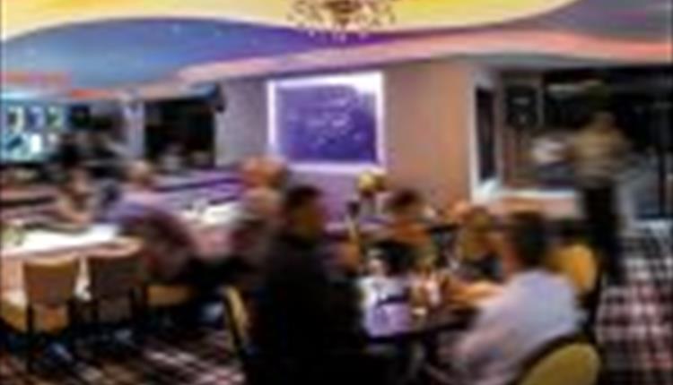 Blue Tiffin Indian Restaurant, Bar & Lounge