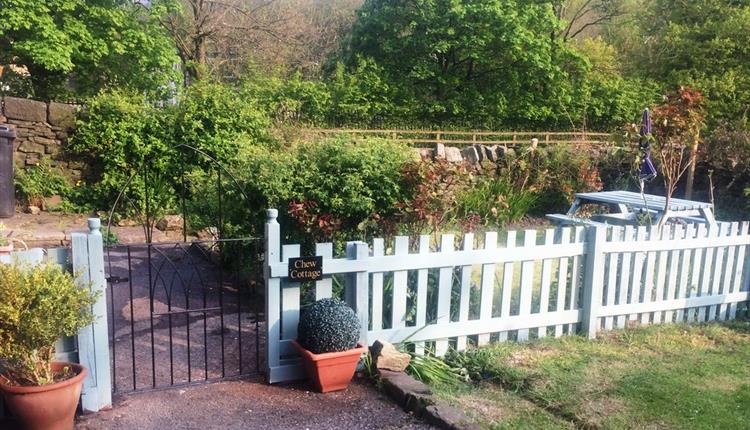 Chew Cottage - Saddleworth Cottage Holidays