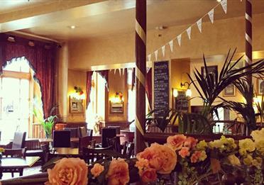 Harveys Cafe Bar