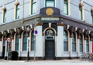 Manchester Music Trail: Band on the wall