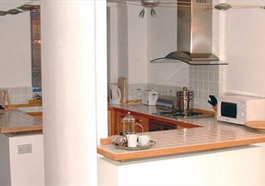 The Townhouse At Oakfield Court Apartment